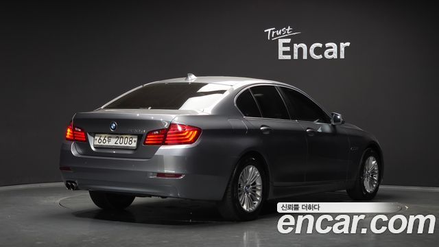 BMW 5-Series 2014 — photo 2