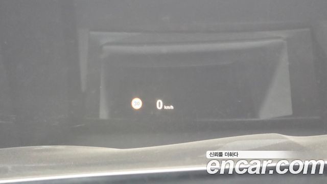 BMW 5-Series 2014 — photo 17