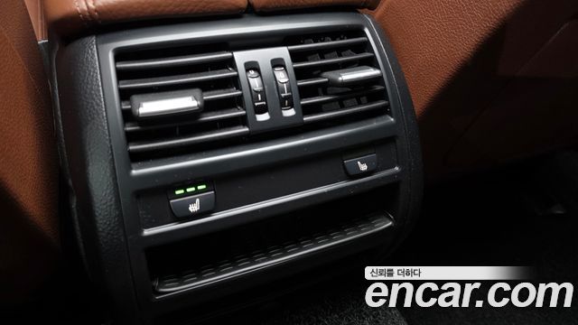 BMW 5-Series 2014 — photo 19