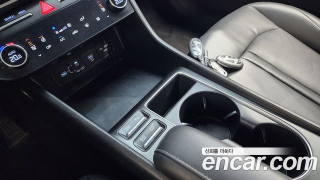 Hyundai Sonata 2024 — photo 12