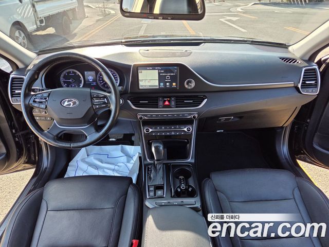 Hyundai Grandeur 2018 — photo 7