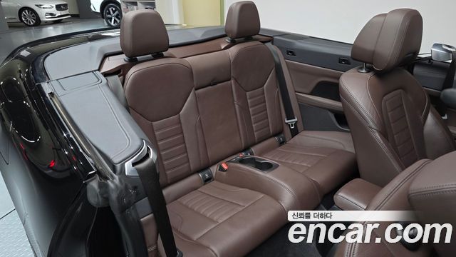 BMW 4-Series 2021 — photo 17