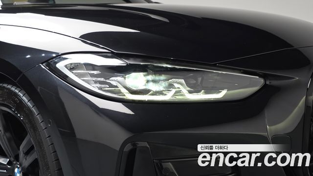 BMW 4-Series 2021 — photo 8
