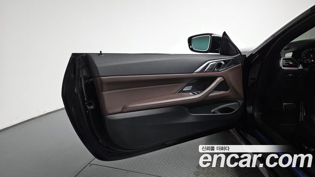 BMW 4-Series 2021 — photo 14