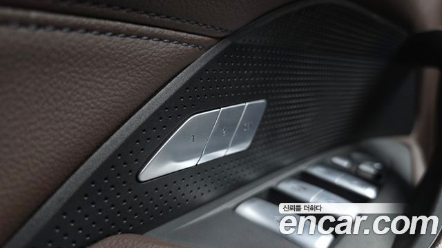 BMW 4-Series 2021 — photo 32