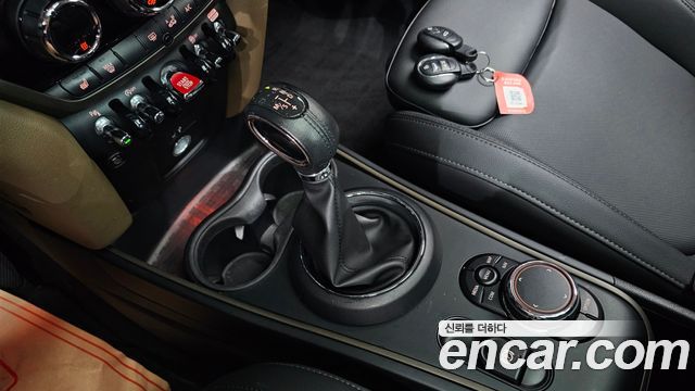Mini Countryman 2018 — photo 12