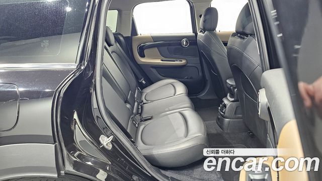 Mini Countryman 2018 — photo 18