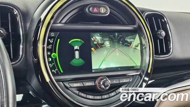 Mini Countryman 2018 — photo 21
