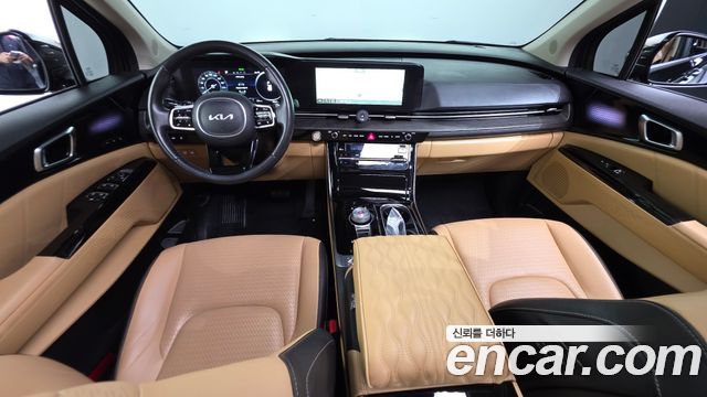 Kia Canival 2023 — photo 10