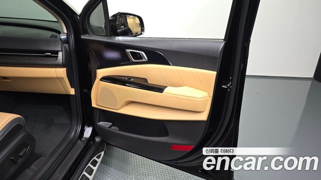 Kia Canival 2023 — photo 14