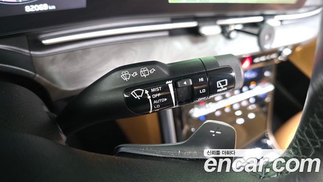Kia Canival 2023 — photo 33