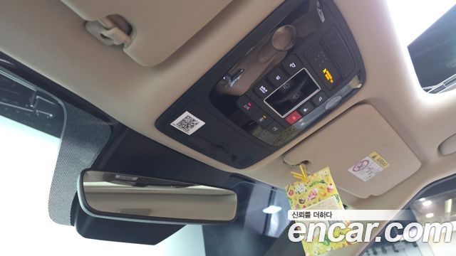 Kia Canival 2023 — photo 34