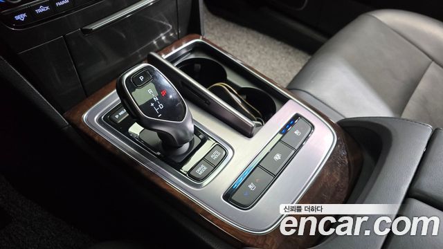 Hyundai Equus 2014 — photo 9