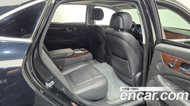 Hyundai Equus 2014 — photo 11