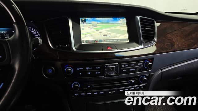Hyundai Equus 2014 — photo 13