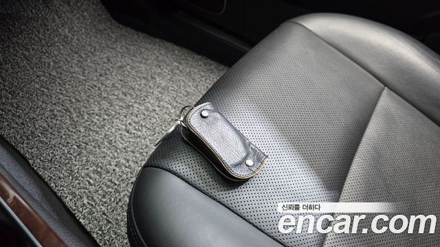 Hyundai Equus 2014 — photo 17