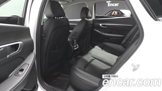 Hyundai Sonata 2025 — photo 17