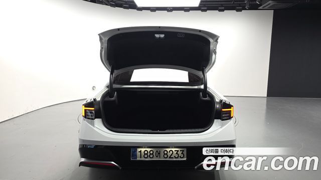 Hyundai Sonata 2025 — photo 32