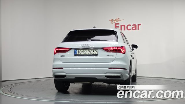 Audi Q3 2020 — photo 4