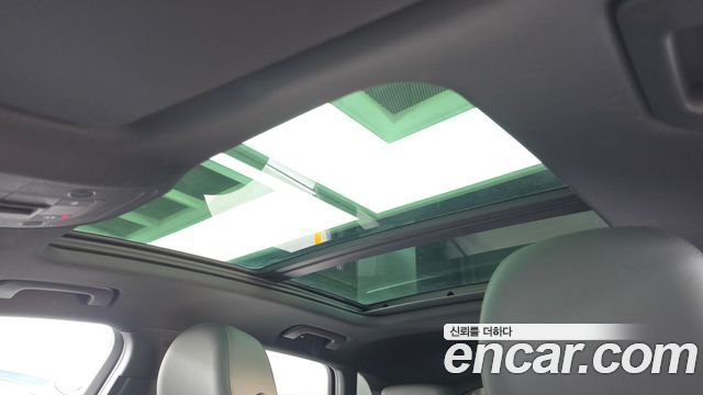Audi Q3 2020 — photo 24