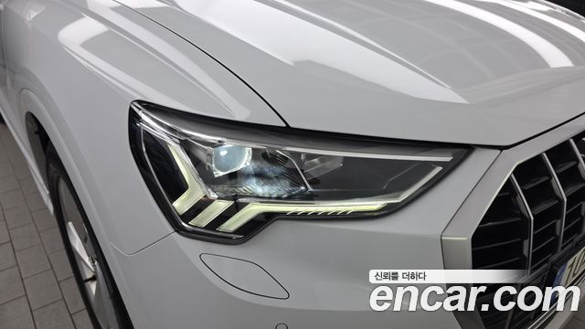 Audi Q3 2020 — photo 8