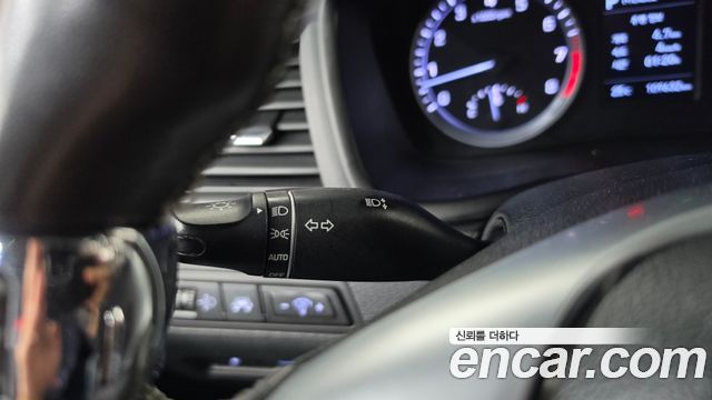 Hyundai Sonata 2023 — photo 25