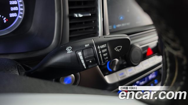 Hyundai Sonata 2023 — photo 26