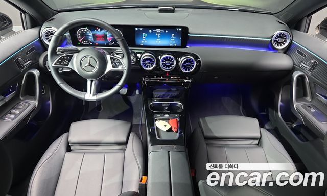 Mercedes-Benz A-Class 2024 — photo 10