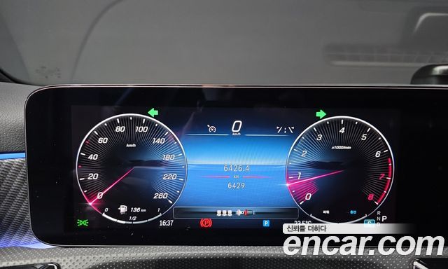 Mercedes-Benz A-Class 2024 — photo 11