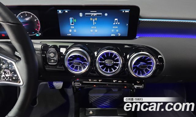 Mercedes-Benz A-Class 2024 — photo 20
