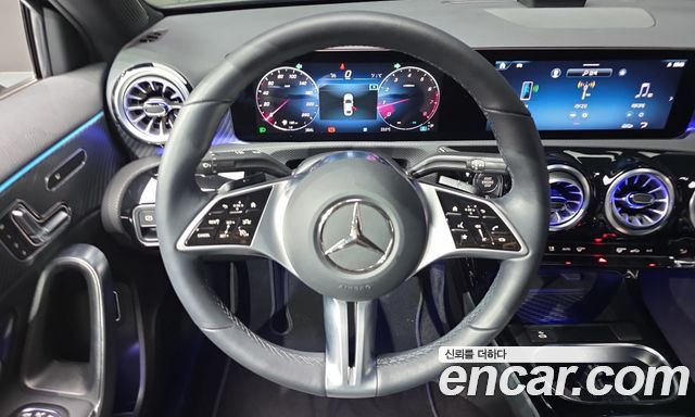 Mercedes-Benz A-Class 2024 — photo 21