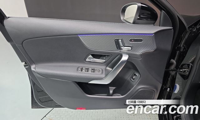 Mercedes-Benz A-Class 2024 — photo 14