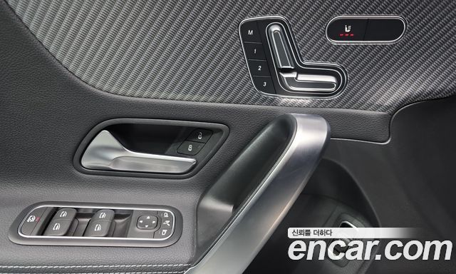 Mercedes-Benz A-Class 2024 — photo 28
