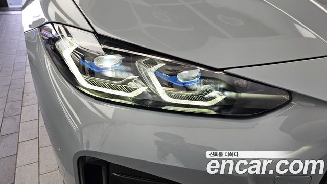 BMW i4 2024 — photo 8