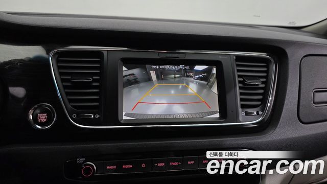 Kia Canival 2019 — photo 21