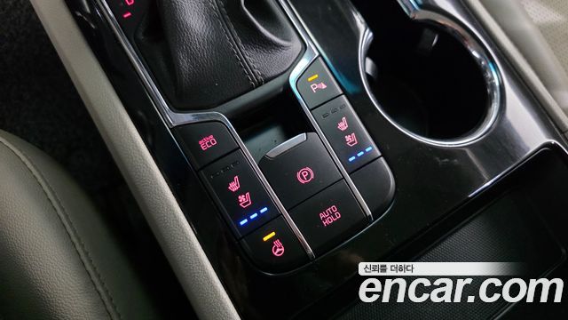 Kia Canival 2019 — photo 28