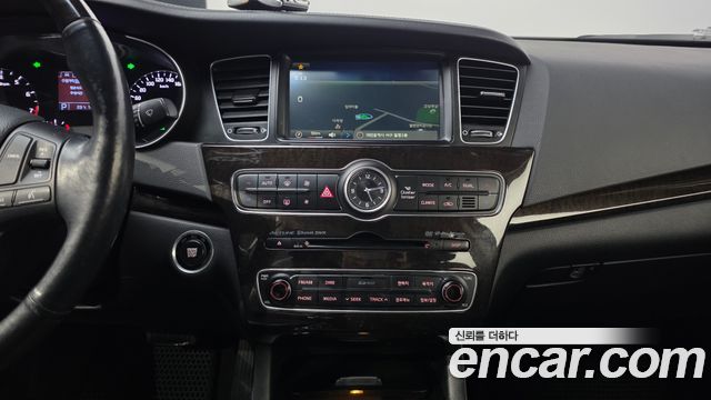Kia K7 2013 — photo 22