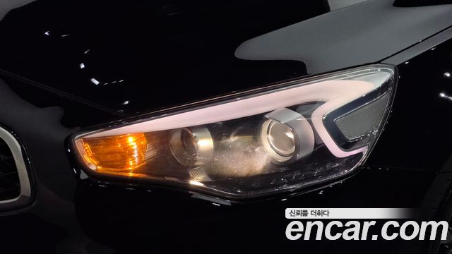 Kia K7 2013 — photo 8