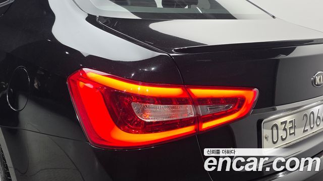 Kia K7 2013 — photo 9