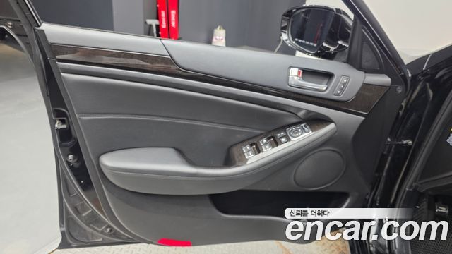 Kia K7 2013 — photo 14