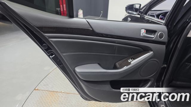 Kia K7 2013 — photo 15