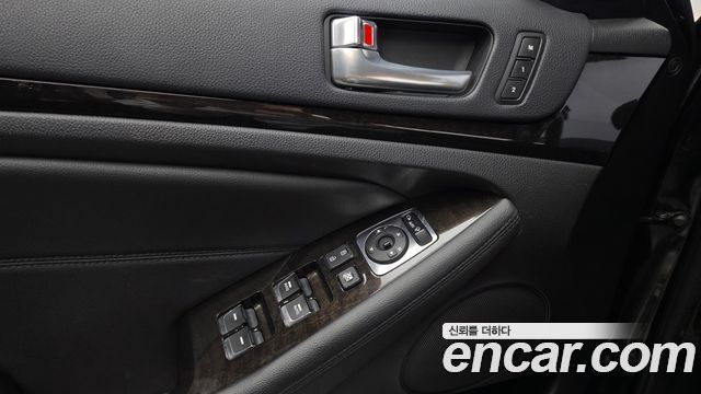 Kia K7 2013 — photo 27