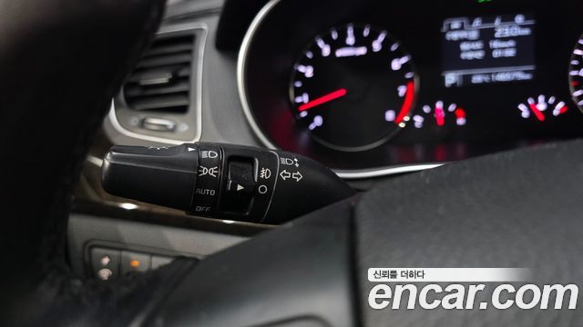 Kia K7 2013 — photo 28
