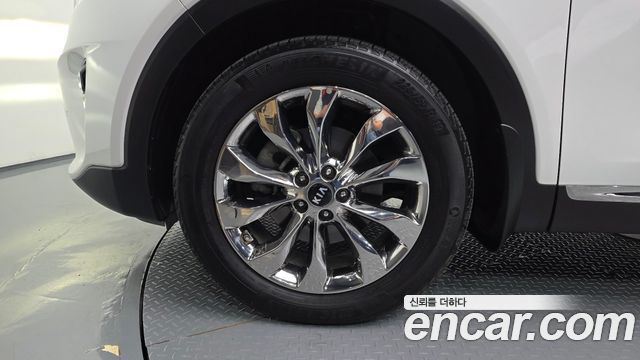 Kia Sorento 2018 — photo 5
