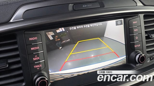 Kia Sorento 2018 — photo 16