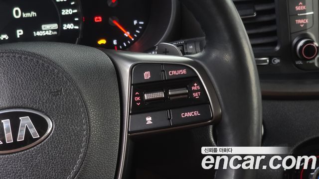 Kia Sorento 2018 — photo 17