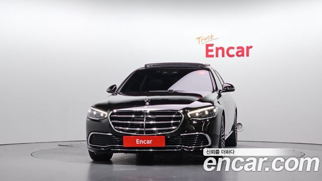 Mercedes-Benz S-Class 2023 — photo 3