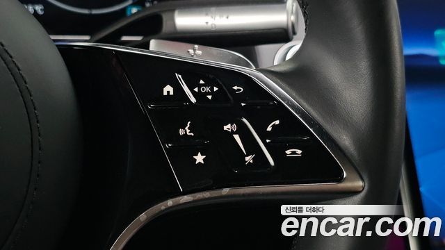 Mercedes-Benz S-Class 2023 — photo 26