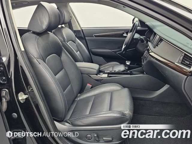 Kia K7 2018 — photo 10
