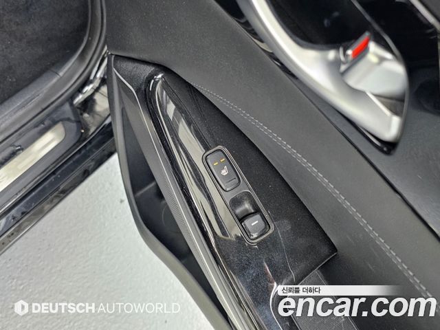 Kia K7 2018 — photo 16
